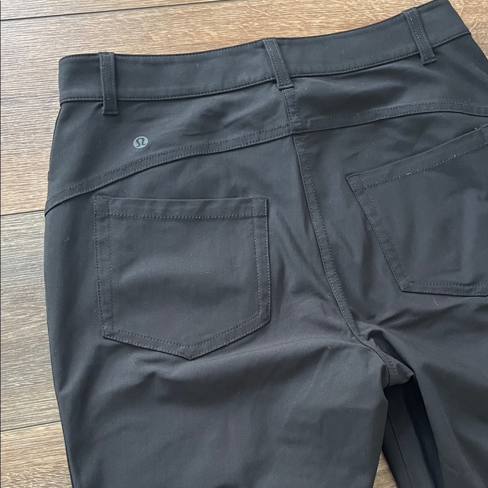Lululemon Crop Stretch Pants Size 8 - Picture 3 of 6